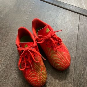 Kids adidas predator soccer cleats